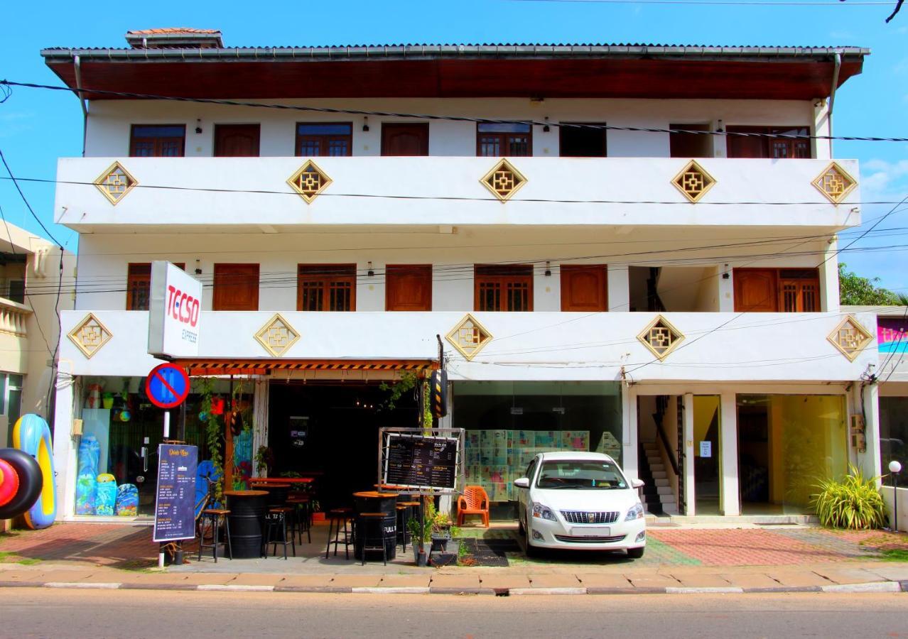 Holiday Guest Inn Negombo Exterior photo